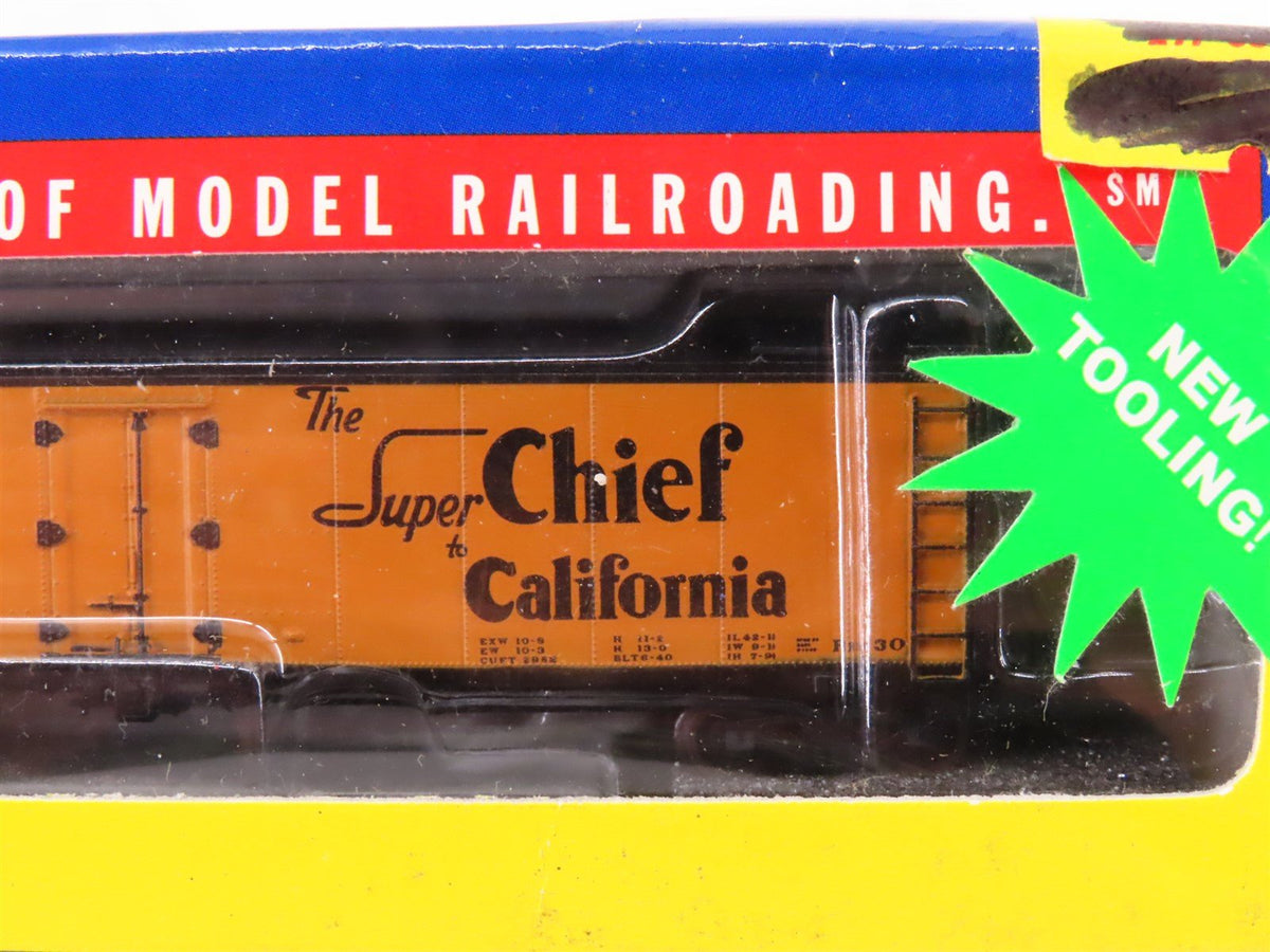 N Scale Athearn 11574 SFRD Santa Fe Railroad Super Chief 50&#39; Reefer #37346