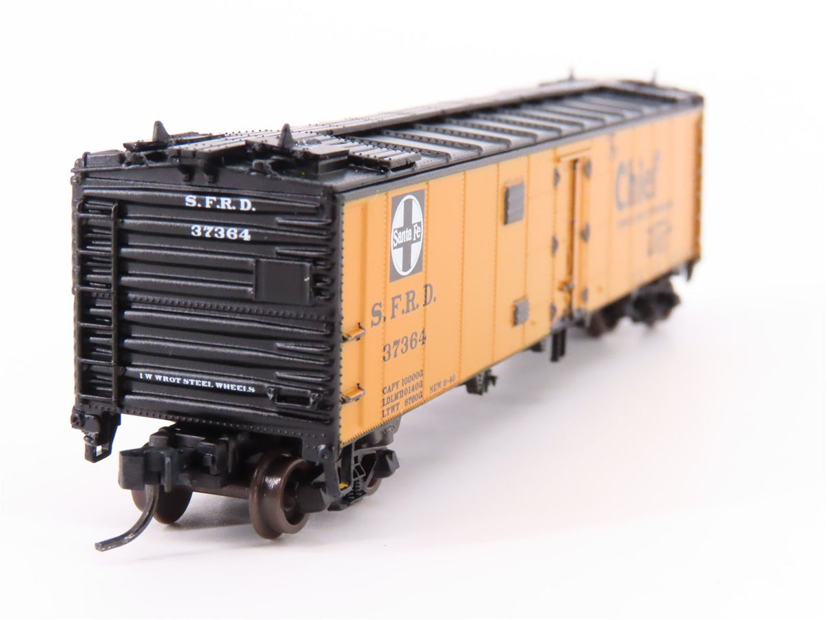 N Scale Athearn 11570 SFRD Santa Fe Railroad Chief 50&#39; Ice Bunker Reefer #37364