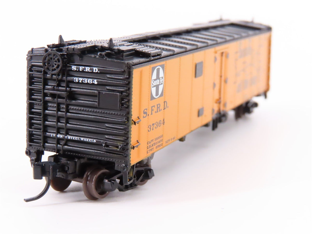 N Scale Athearn 11570 SFRD Santa Fe Railroad Chief 50&#39; Ice Bunker Reefer #37364