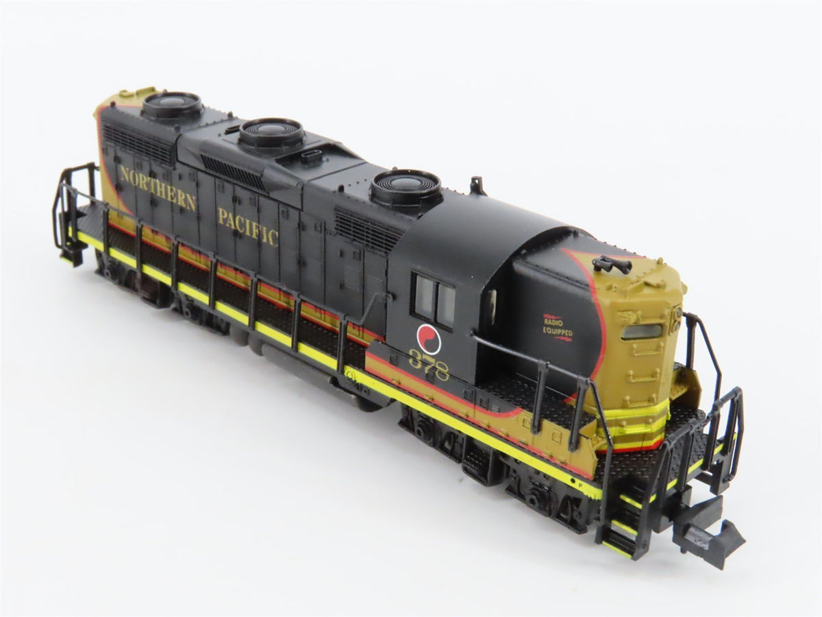 N Scale Life-Like 7115 NP Northern Pacific EMD GP18 Diesel Locomotive #378