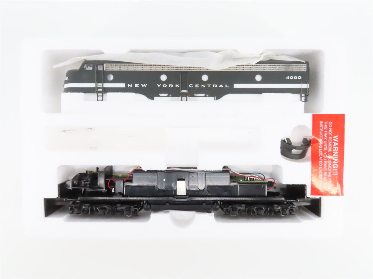 HO Scale Proto 2000 21006 NYC New York Central EMD E8/9A Diesel Locomotive #4090