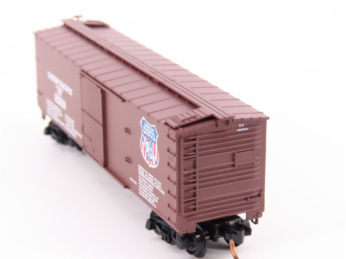 N Scale Micro-Trains MTL 39210 UP Union Pacific Railroad 40&#39; Box Car #100744