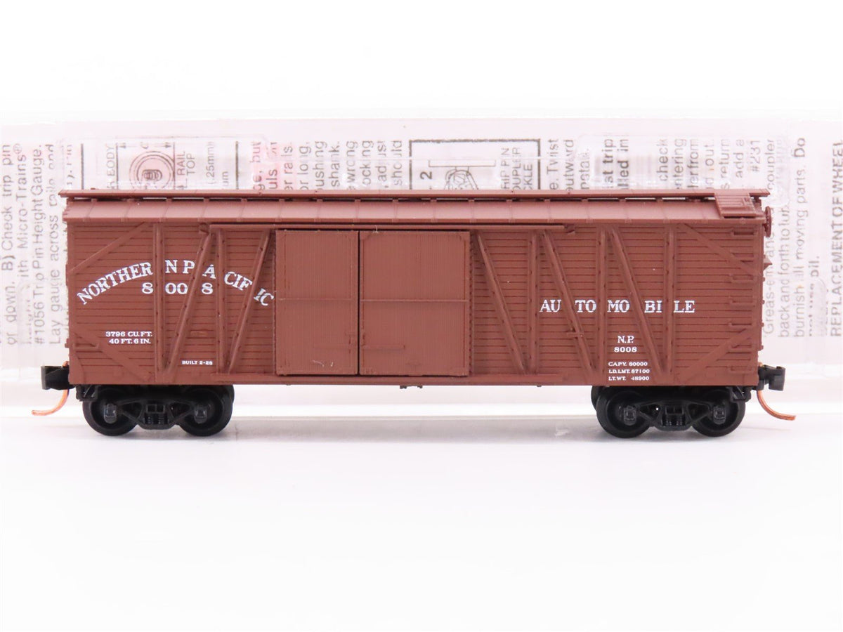 N Scale Micro-Trains MTL 29030 NP Northern Pacific Railroad 40&#39; Box Car #8008