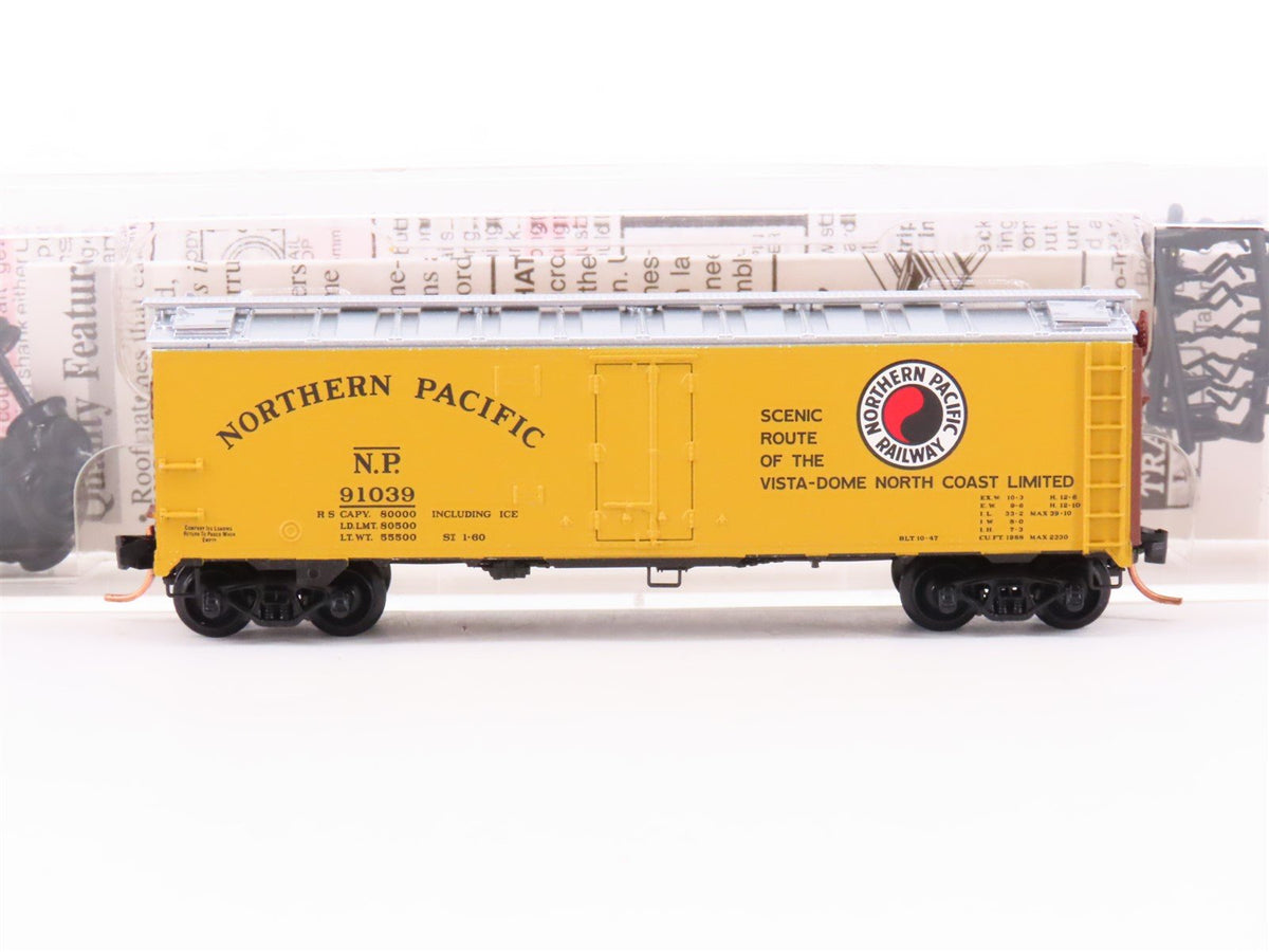 N Scale Micro-Trains MTL 59590 NP Northern Pacific Railroad 40&#39; Reefer #91039