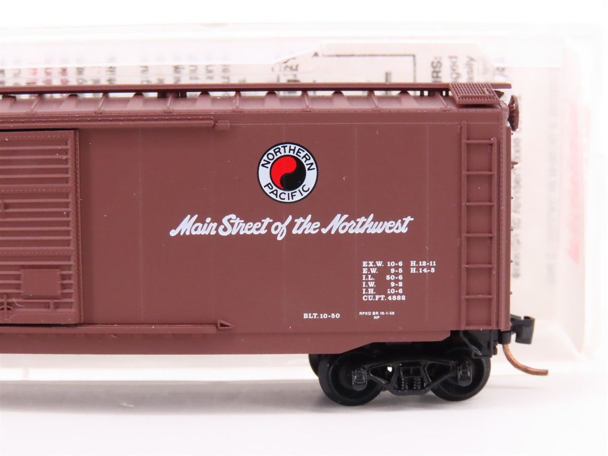 N Scale Micro-Trains MTL 31060 NP Northern Pacific Railroad 50&#39; Box Car #31430