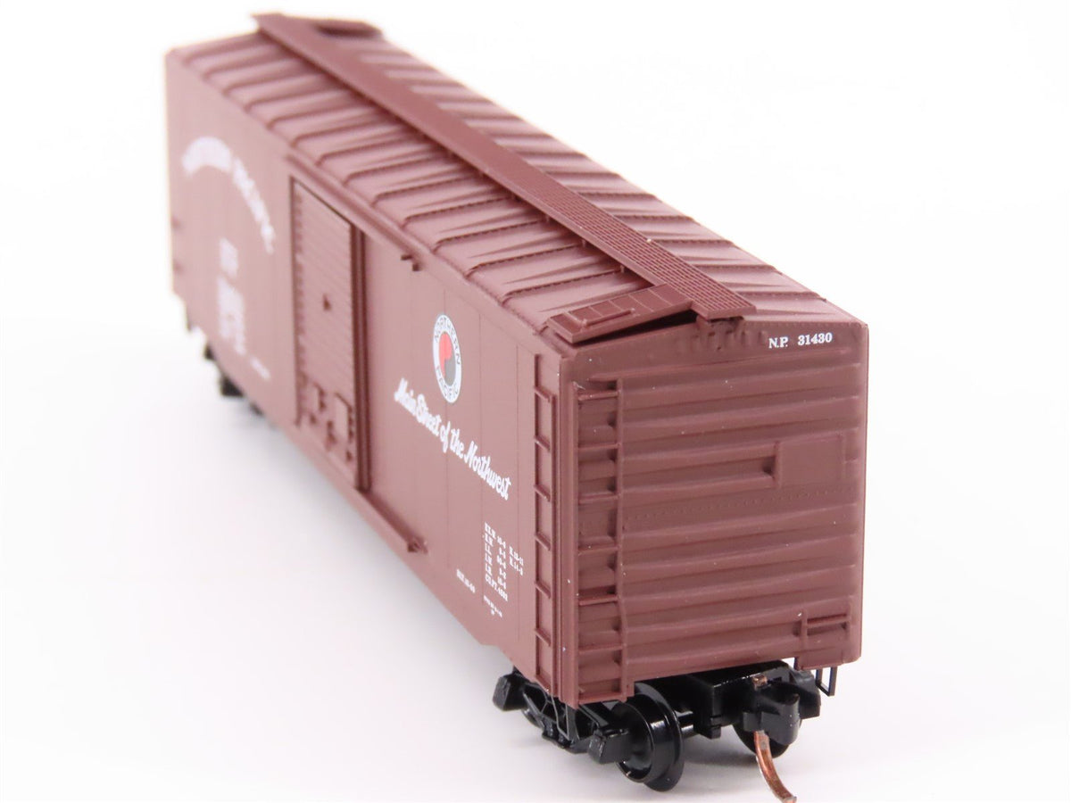 N Scale Micro-Trains MTL 31060 NP Northern Pacific Railroad 50&#39; Box Car #31430