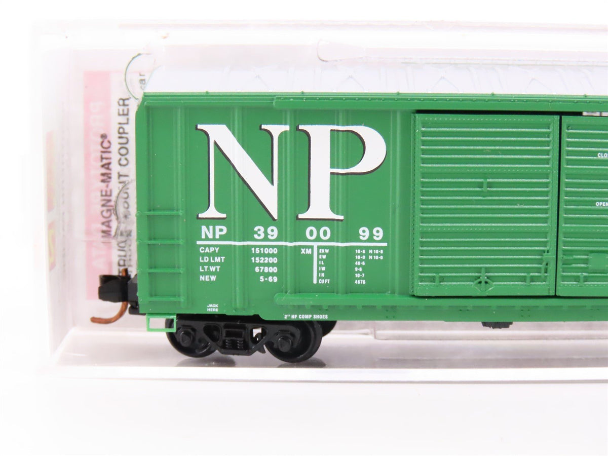 N Scale Micro-Trains MTL 03000210 NP Northern Pacific 50&#39; Box Car #390099