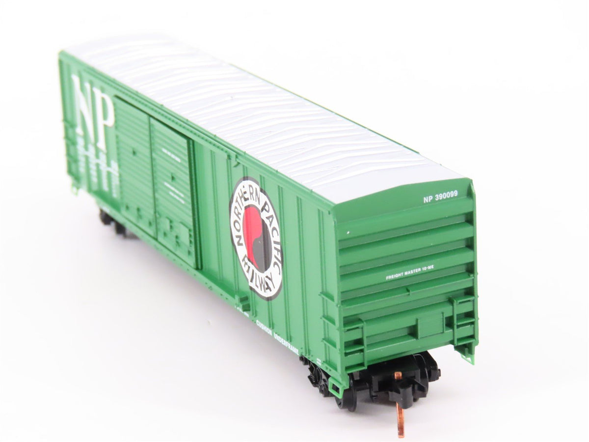 N Scale Micro-Trains MTL 03000210 NP Northern Pacific 50&#39; Box Car #390099