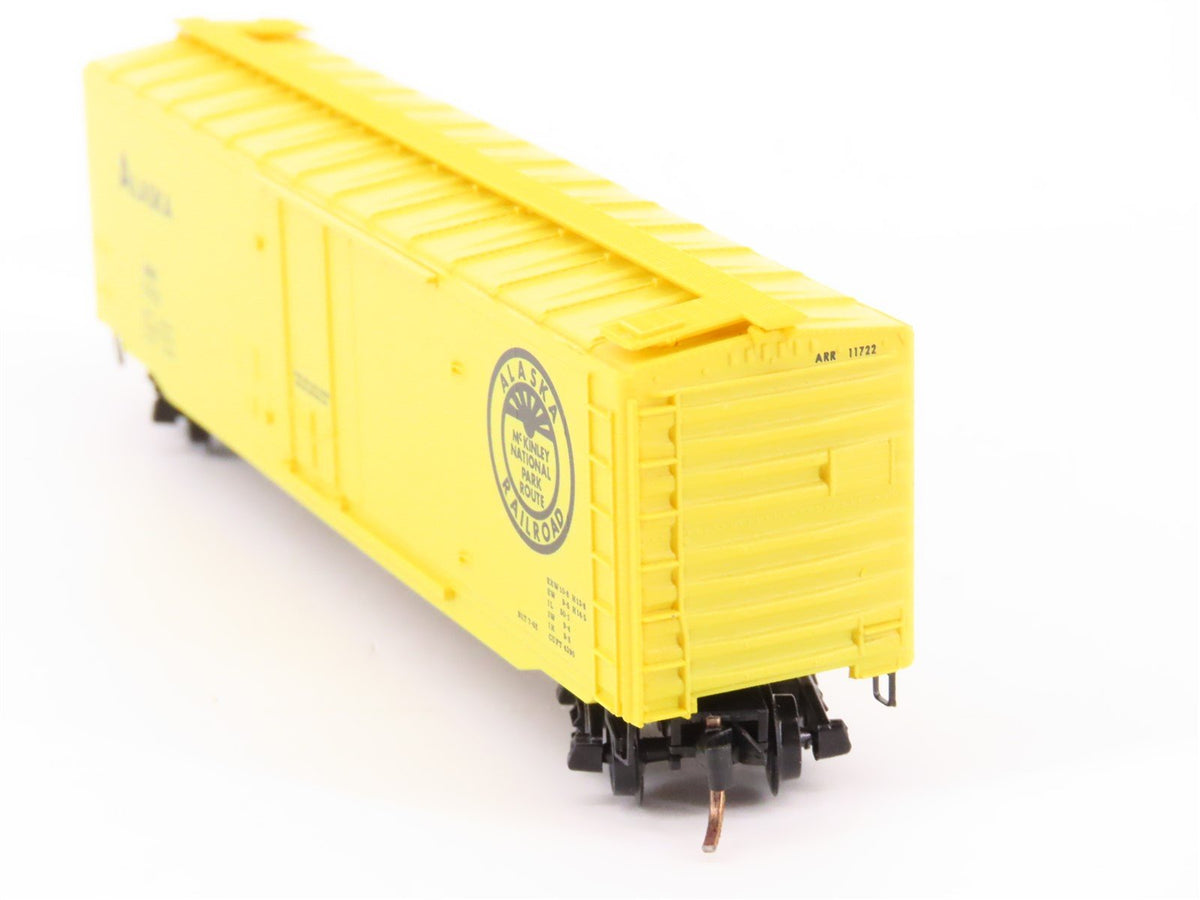 N Scale Micro-Trains MTL 32100 ARR Alaska Railroad 50&#39; Box Car #11722