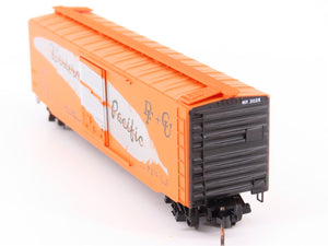 N Scale Micro-Trains MTL 03100290 WP Western Pacific Feather 50' Box Car #3026