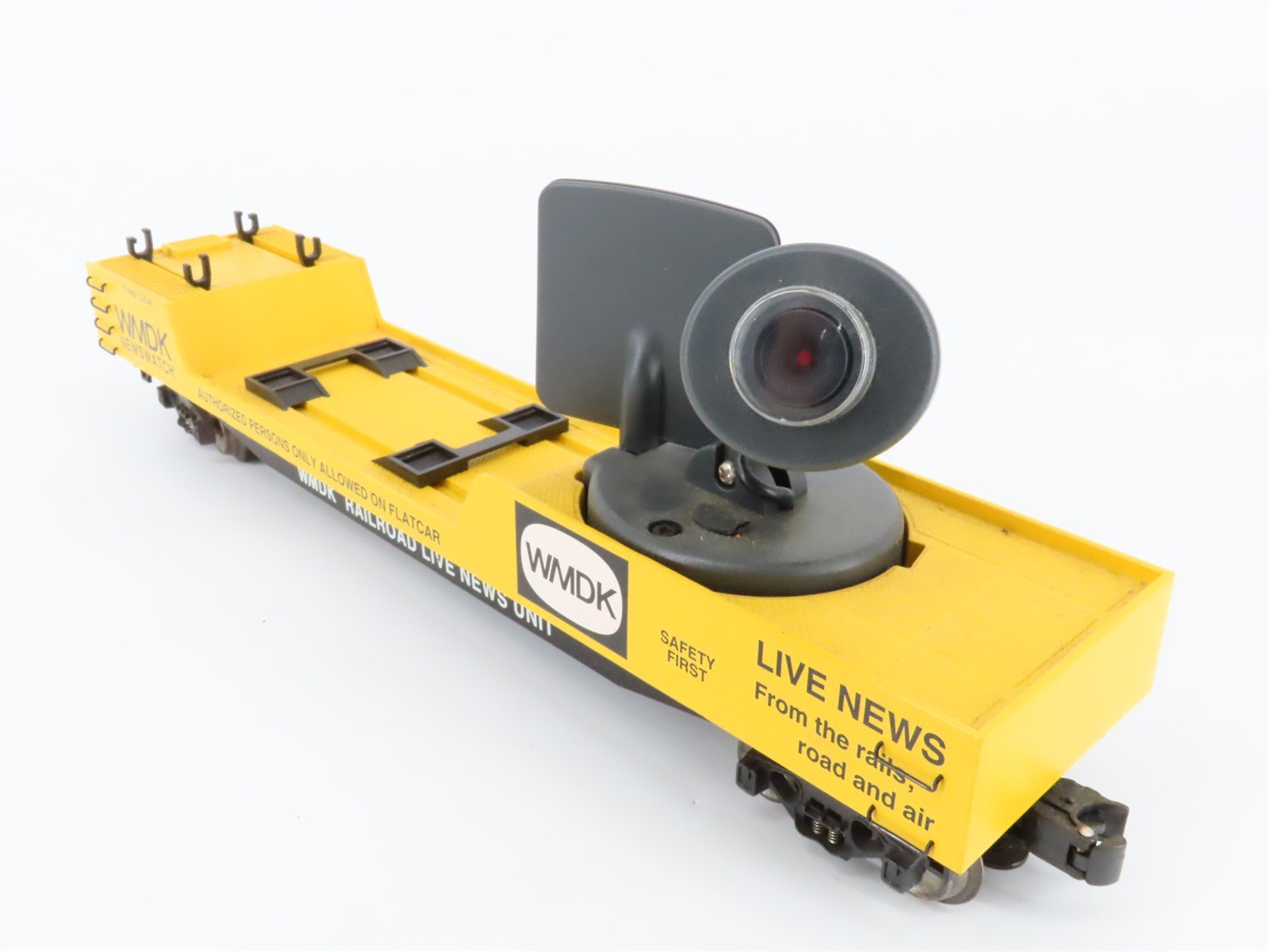 O Gauge 3-Rail K-Line K705-7401 WMDK TV Camera Flatcar #2261