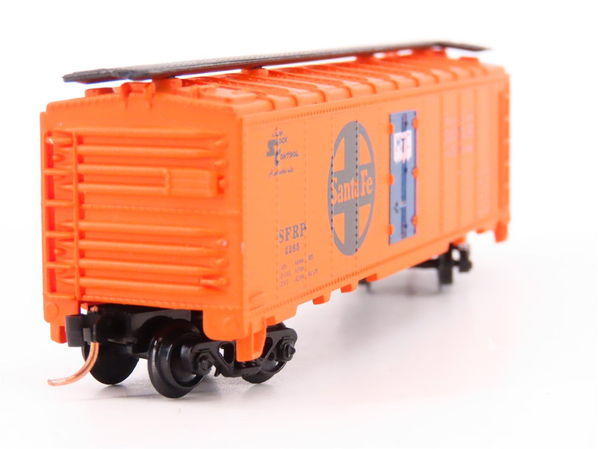 N Scale Model Power 3383 SFRP Santa Fe Railroad 40&#39; Reefer #2285