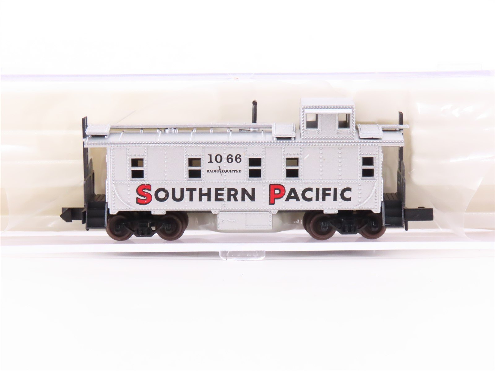 N Scale Atlas 35612 SP Southern Pacific Railroad Caboose #1066