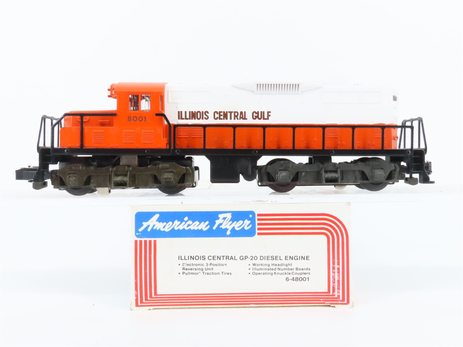 S Scale American Flyer 6-48001 IC Illinois Central GP20 Diesel Locomotive #8001