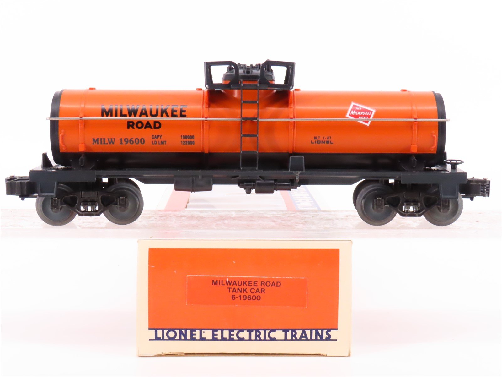 O Gauge 3-Rail Lionel 6-19600 MILW Milwaukee Road Single Dome Tank Car #19600