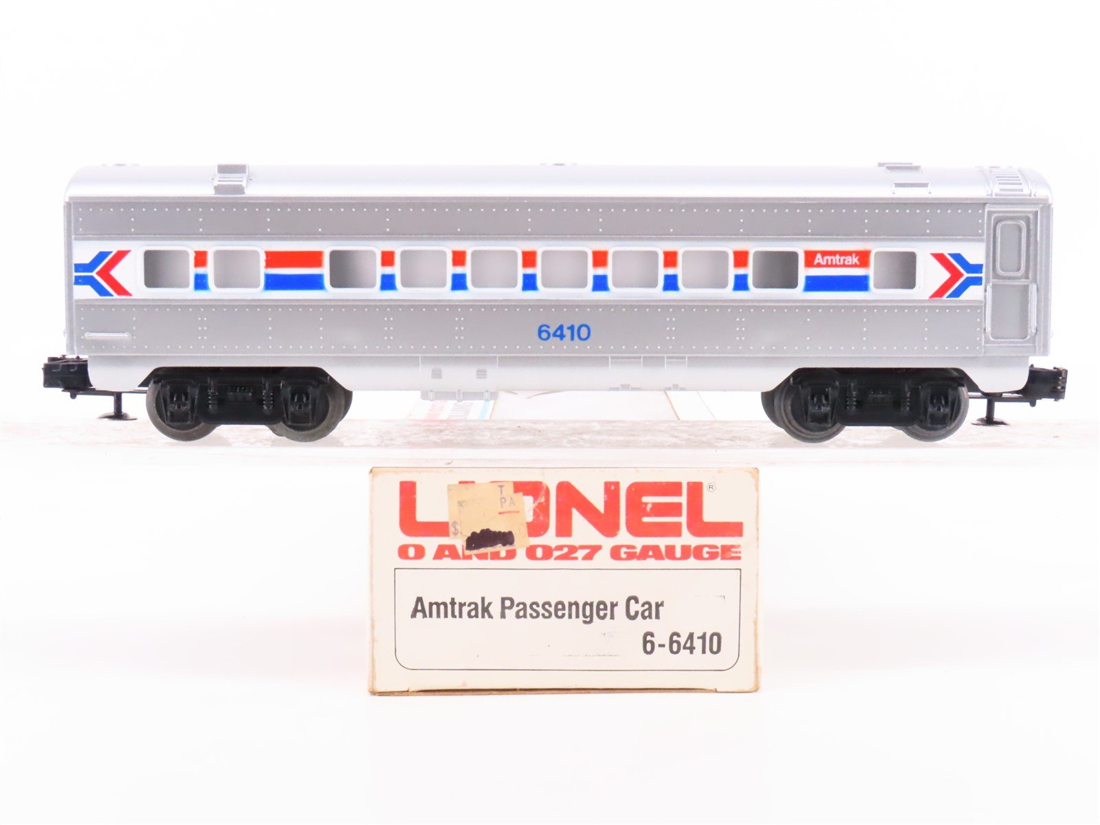 O Gauge 3-Rail Lionel 6-6410 Amtrak Coach Passenger Car #6410