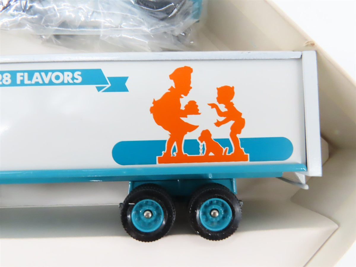 1:64 Scale Winross Die-Cast Howard Johnson&#39;s Tractor Trailer