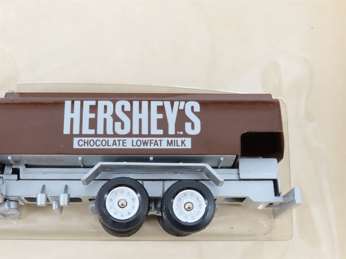 1:64 Scale Winross Die-Cast Hersey&#39;s Chocolate Truck