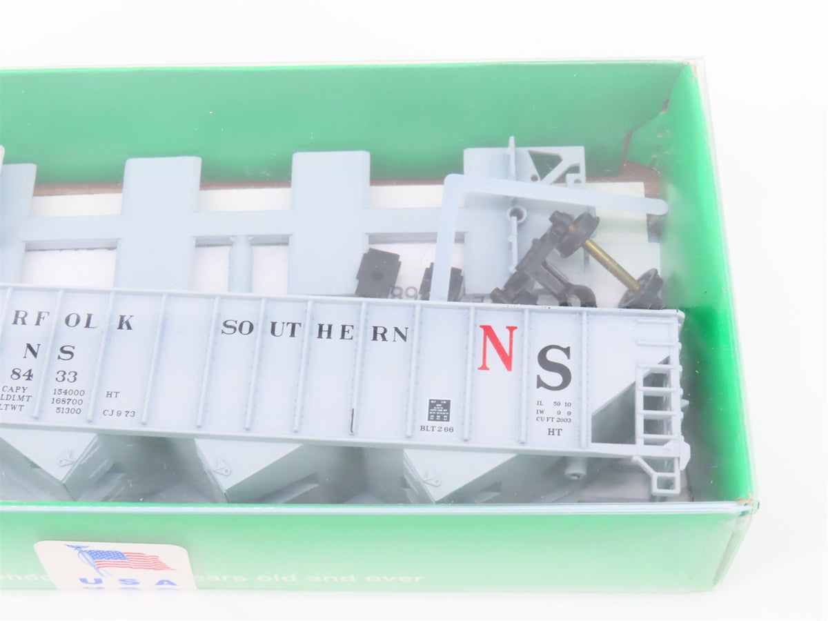 LOT of 3 HO Scale Bowser Kits NS Norfolk Southern Railroad 3-Bay Hoppers -Sealed