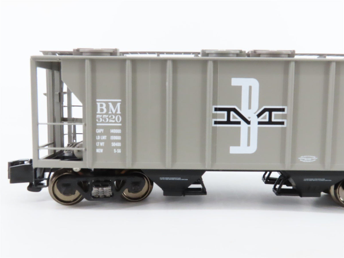 S Scale MTH 35-75044 BM Boston &amp; Maine Railroad 2-Bay Covered Hopper #5520