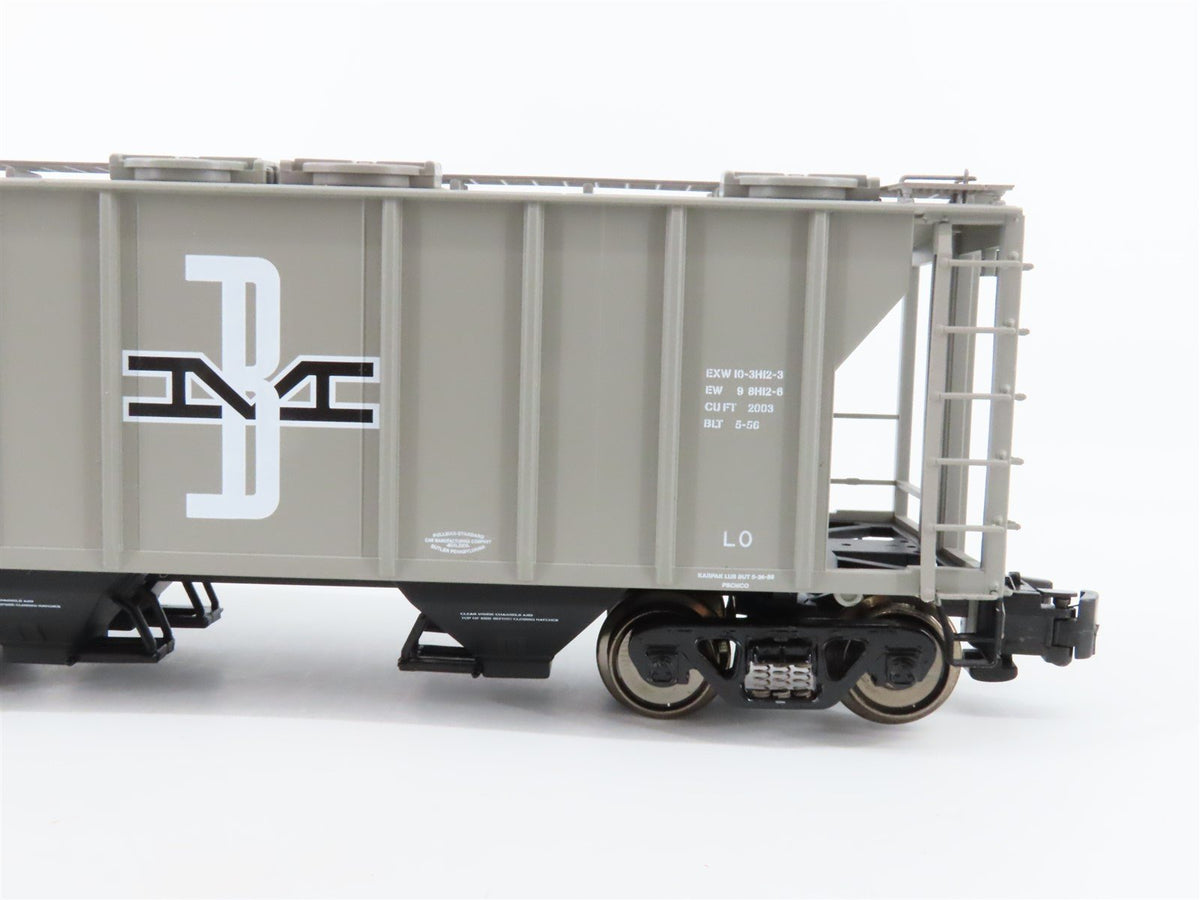 S Scale MTH 35-75044 BM Boston &amp; Maine Railroad 2-Bay Covered Hopper #5520