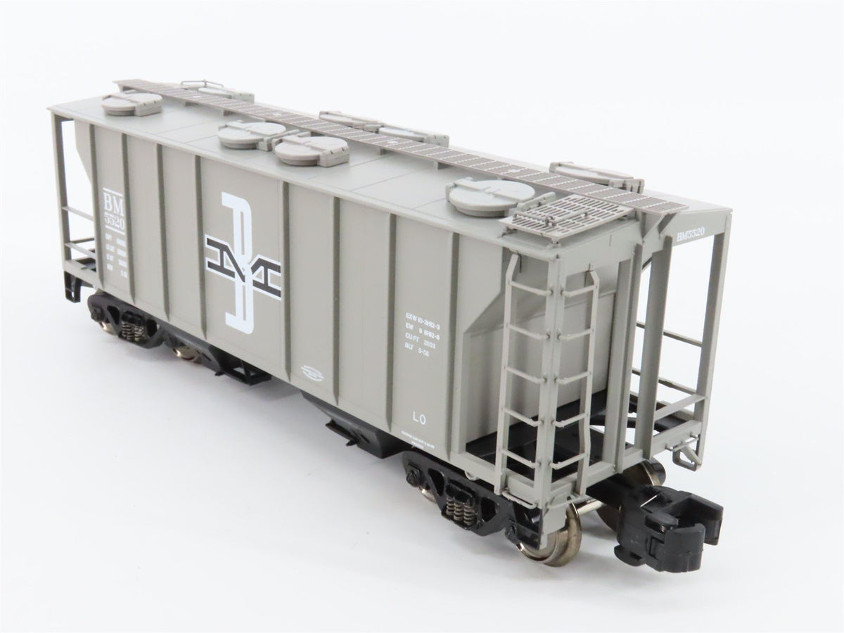 S Scale MTH 35-75044 BM Boston &amp; Maine Railroad 2-Bay Covered Hopper #5520