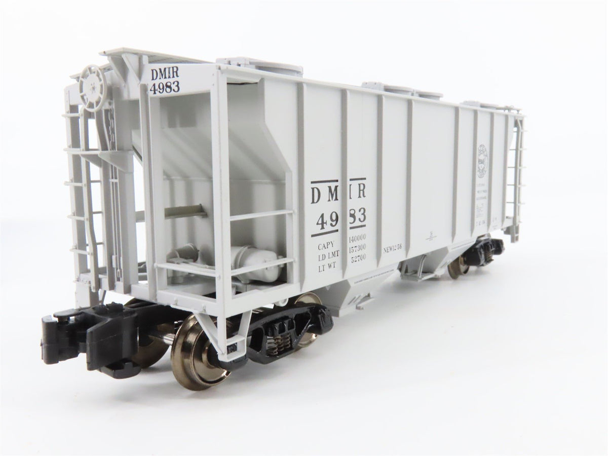 S Scale MTH 35-75038 DMIR Duluth Missabe &amp; Iron Range 2-Bay Covered Hopper #4983