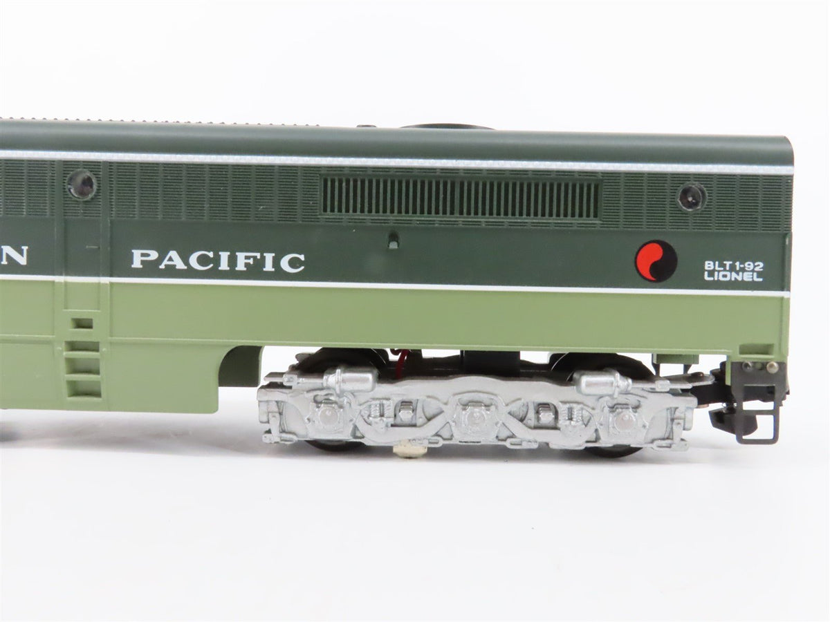 S American Flyer NP Northern Pacific PB1 Diesel #8117 w/ RailSounds - Unpowered