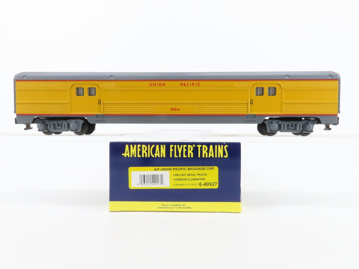 S Scale American Flyer 6-49927 UP Union Pacific Baggage Passenger Car #8944