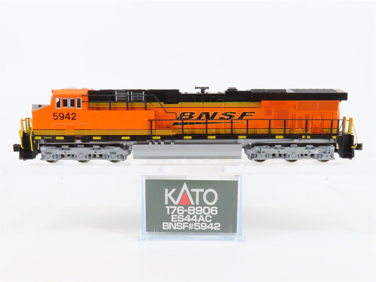 N Scale KATO 176-8906 BNSF &quot;Swoosh&quot; GE ES44AC &quot;GEVO&quot; Diesel #5942 - DCC Ready