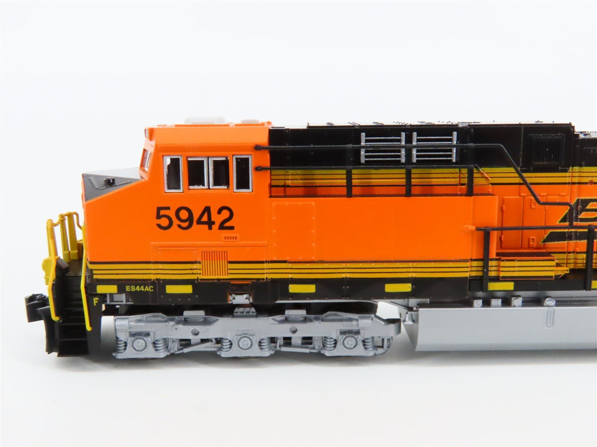 N Scale KATO 176-8906 BNSF &quot;Swoosh&quot; GE ES44AC &quot;GEVO&quot; Diesel #5942 - DCC Ready