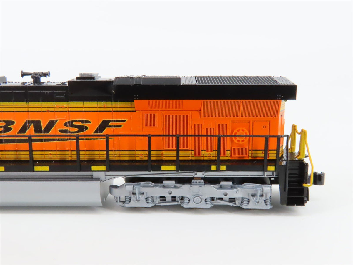 N Scale KATO 176-8906 BNSF &quot;Swoosh&quot; GE ES44AC &quot;GEVO&quot; Diesel #5942 - DCC Ready