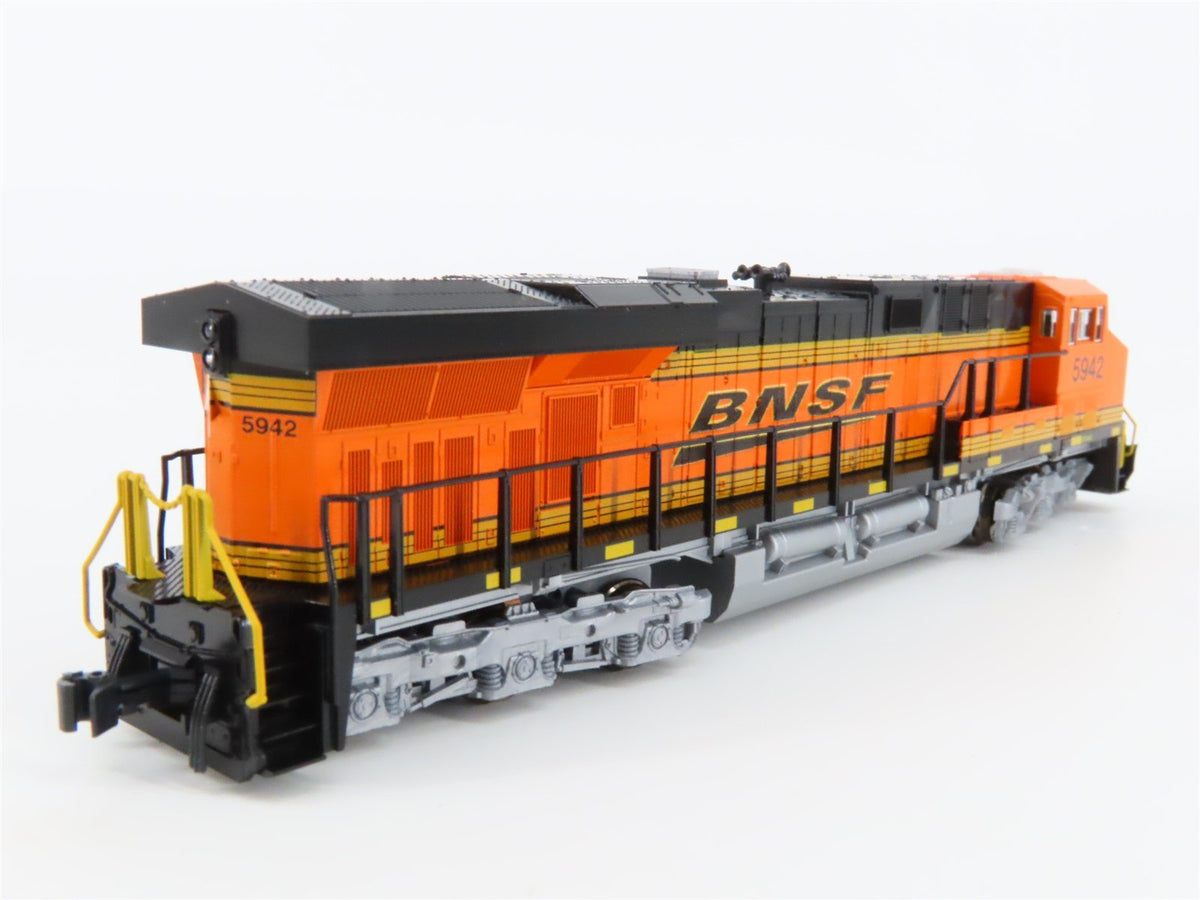 N Scale KATO 176-8906 BNSF &quot;Swoosh&quot; GE ES44AC &quot;GEVO&quot; Diesel #5942 - DCC Ready