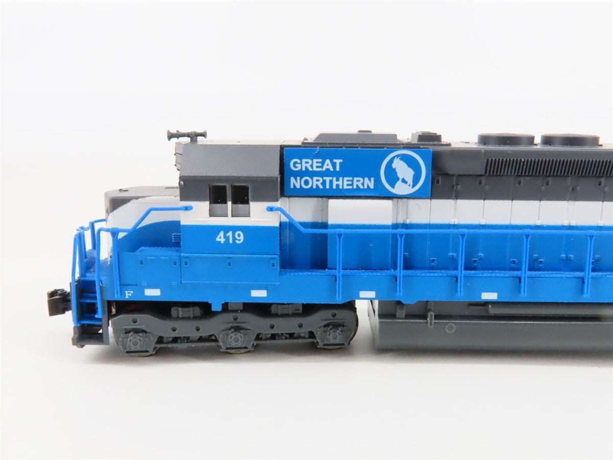 N Scale KATO GN Great Northern &quot;Big Sky Blue&quot; EMD SD45 Diesel #419