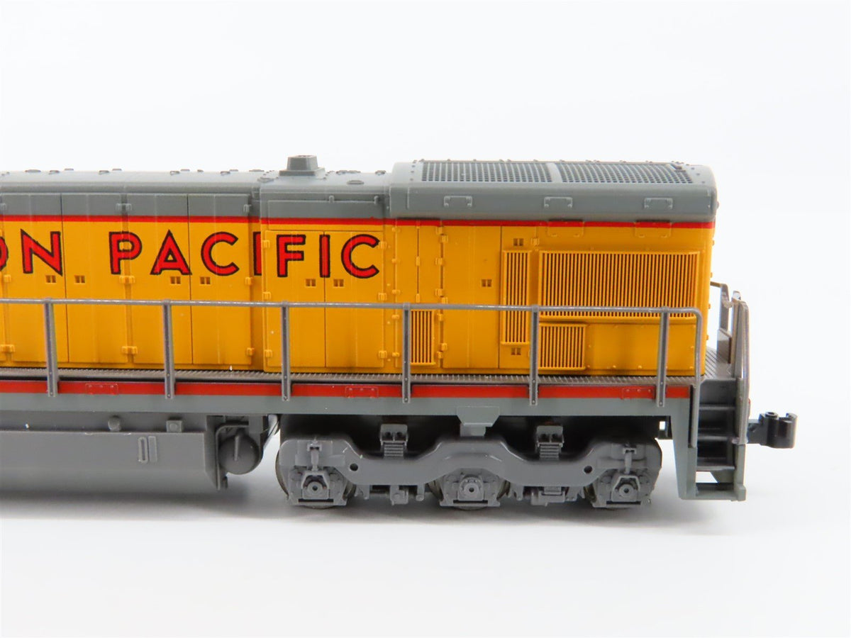 N Scale KATO 176-0946 UP Union Pacific GE C30-7 Diesel Locomotive #2421