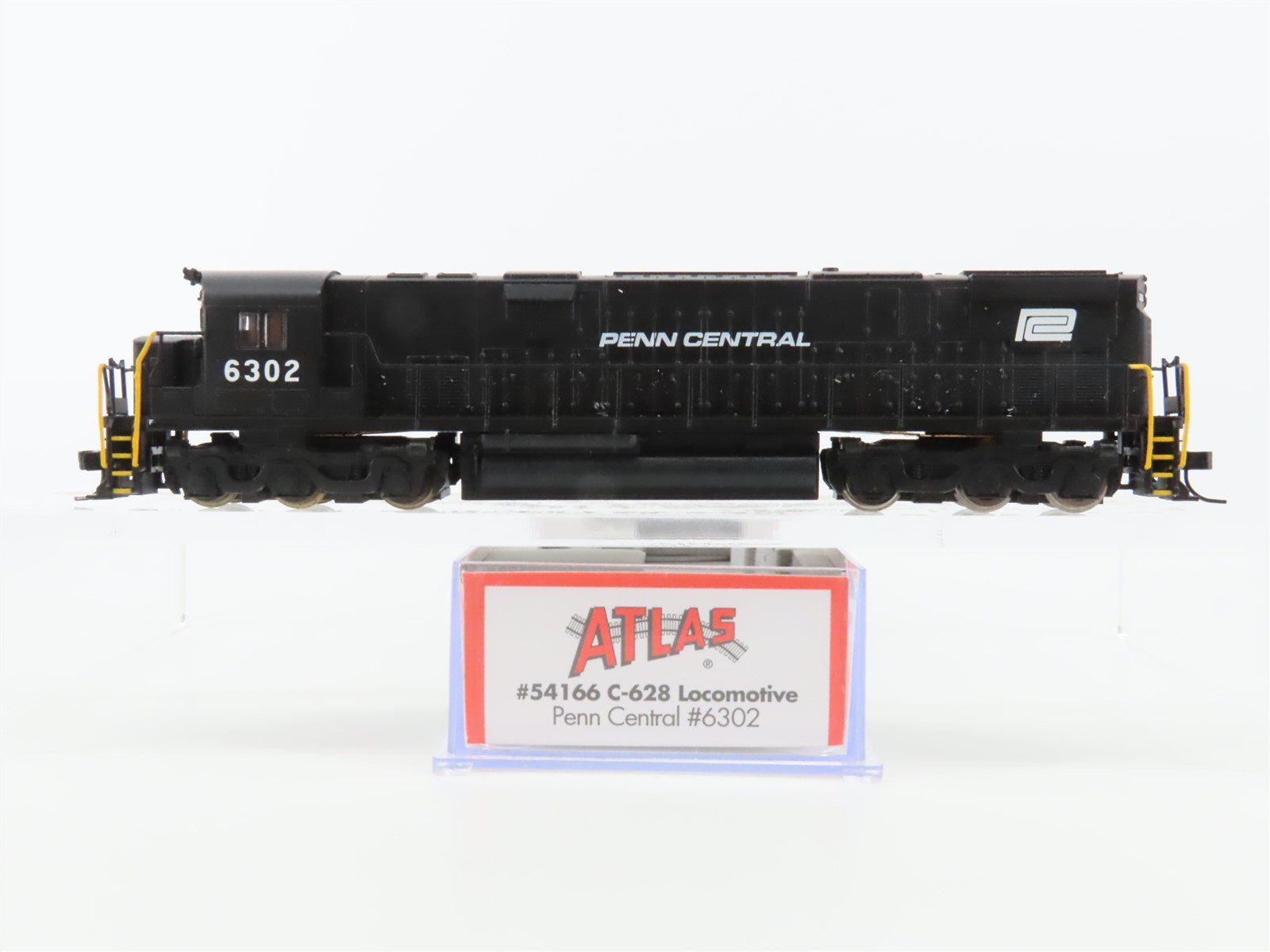 N Scale Atlas 54166 PC Penn Central ALCO C-628 Diesel Locomotive #6302