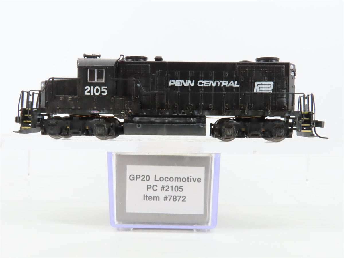 N Scale Life-Like 7872 PC Penn Central EMD GP20 Diesel #2105 - Custom Weathered