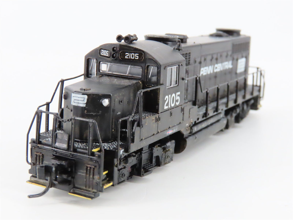 N Scale Life-Like 7872 PC Penn Central EMD GP20 Diesel #2105 - Custom Weathered