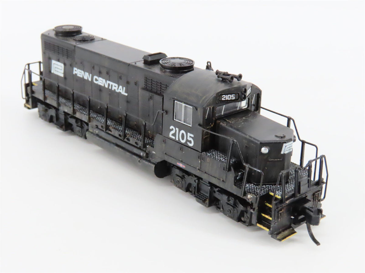 N Scale Life-Like 7872 PC Penn Central EMD GP20 Diesel #2105 - Custom Weathered