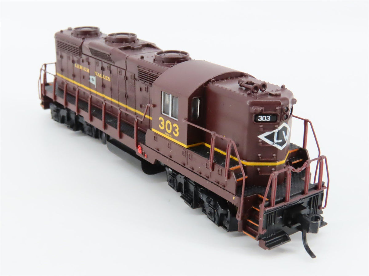 N Scale Life-Like 7817 LV Lehigh Valley EMD GP18 Diesel Locomotive #303