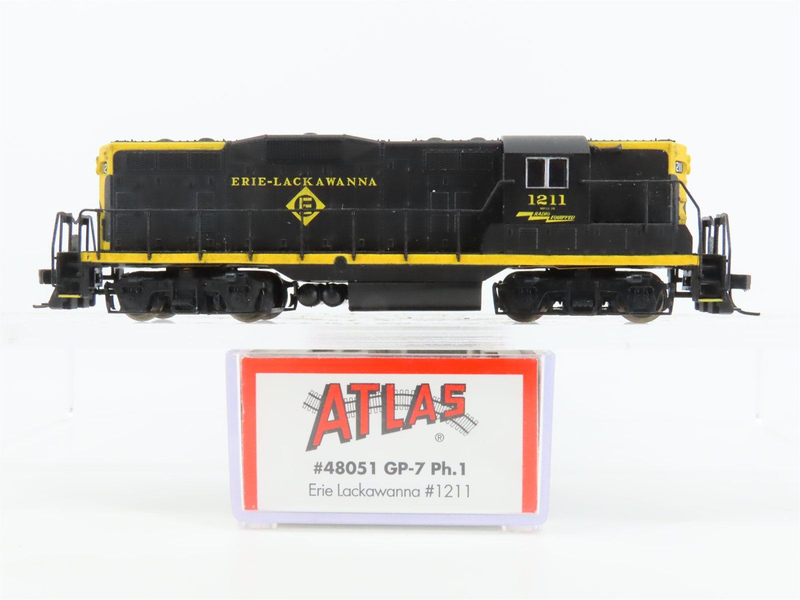 N Scale Atlas 48051 EL Erie Lackawanna EMD GP7 Ph. 1 Diesel Locomotive #1211