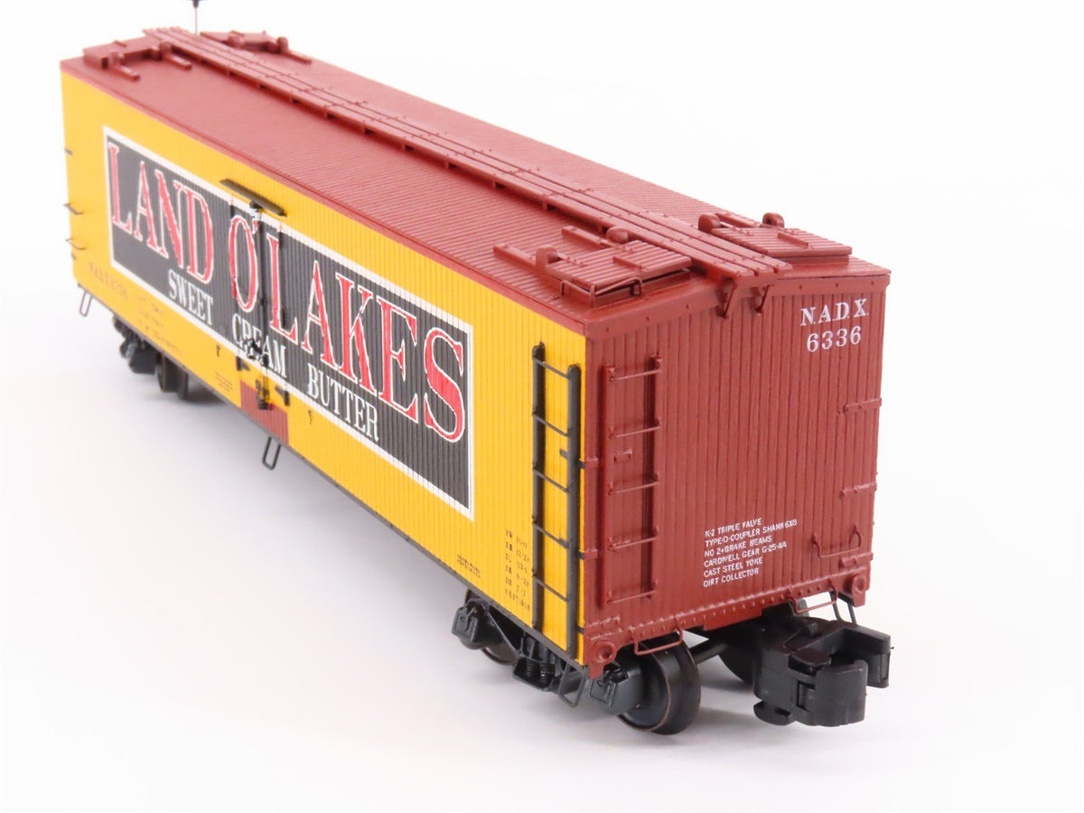 S Scale S-Helper Service Showcase Line 00584 NADX Land O&#39; Lakes Reefer #6336