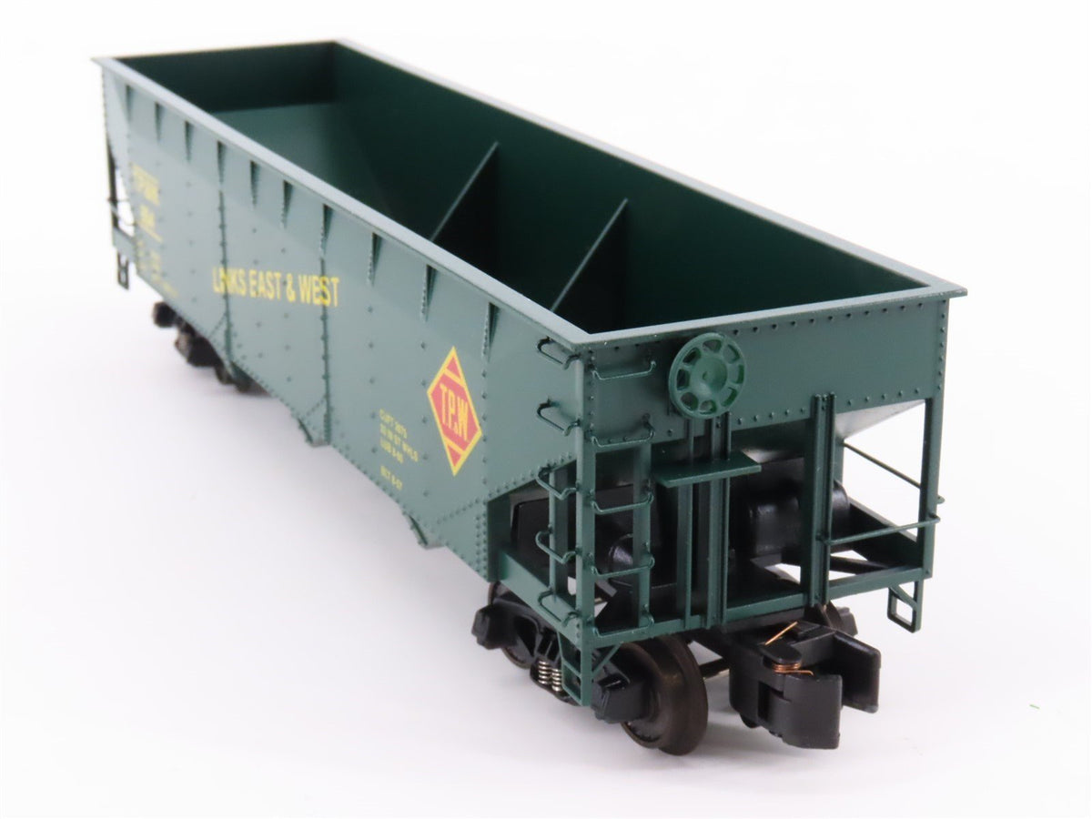 S Scale American Models 3381 TP&amp;W Toledo, Peoria &amp; Western 3-Bay Hopper #854