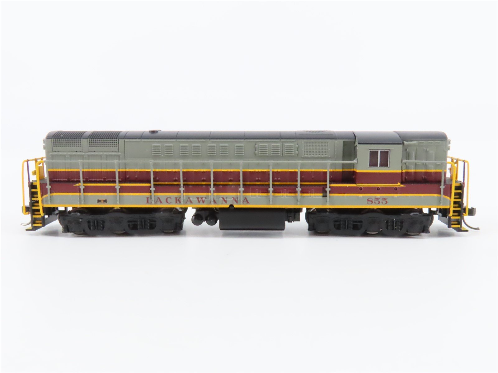 N Scale Atlas DL&W Lackawanna FM Trainmaster Diesel Locomotive #855 w/ DCC