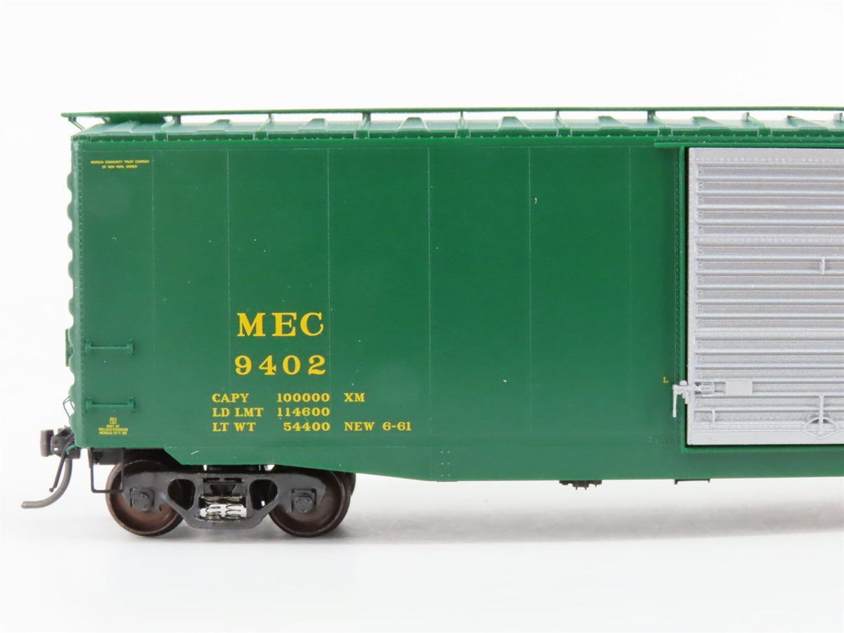 HO Scale Kadee 6113 MEC Maine Central Railroad 50&#39; Single Door Box Car #9402