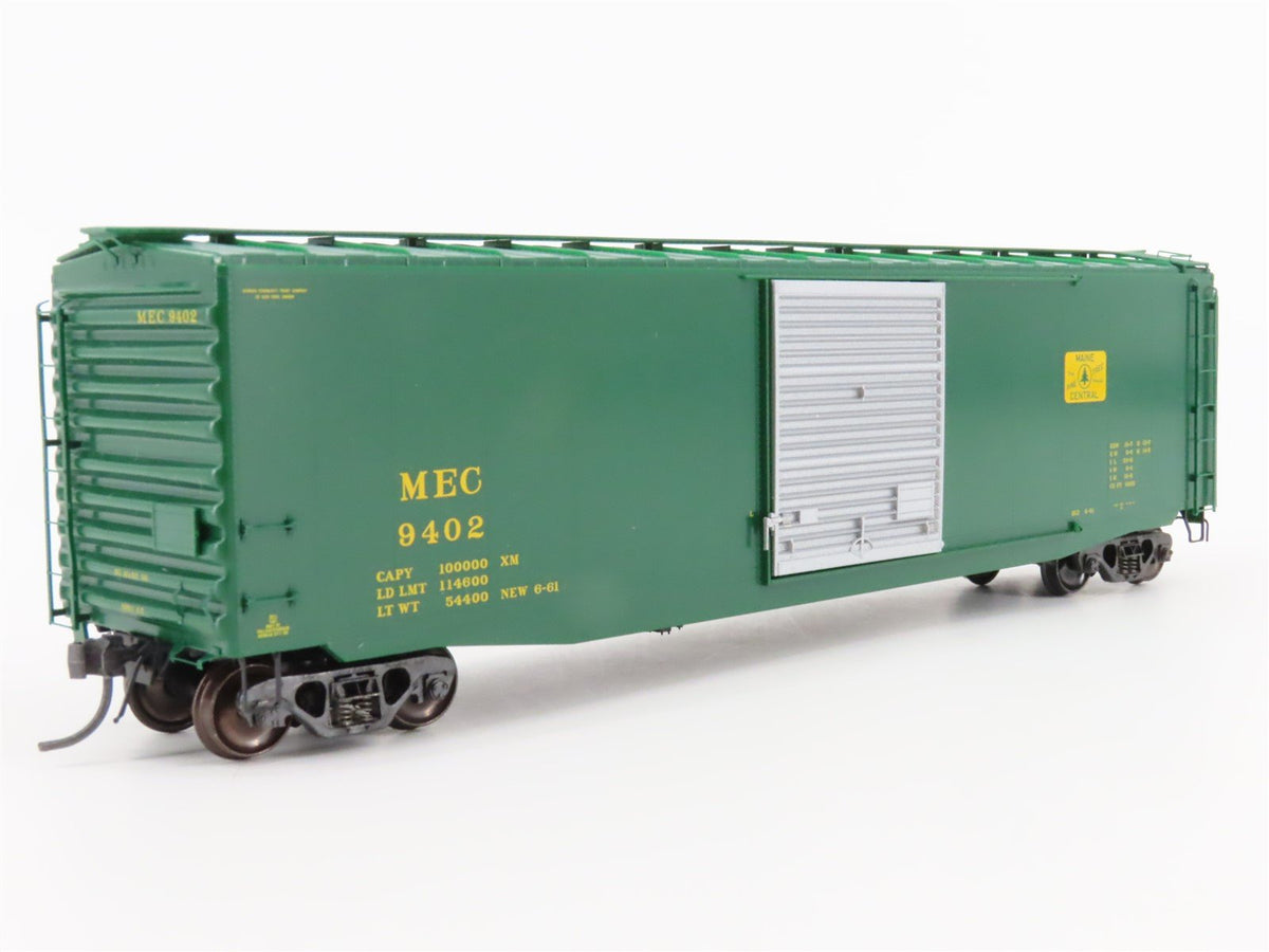 HO Scale Kadee 6113 MEC Maine Central Railroad 50&#39; Single Door Box Car #9402