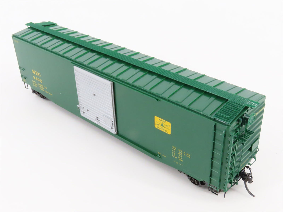 HO Scale Kadee 6113 MEC Maine Central Railroad 50&#39; Single Door Box Car #9402