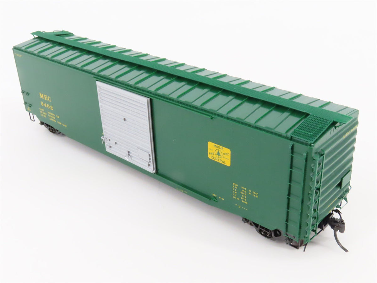 HO Scale Kadee 6113 MEC Maine Central Railroad 50&#39; Single Door Box Car #9402