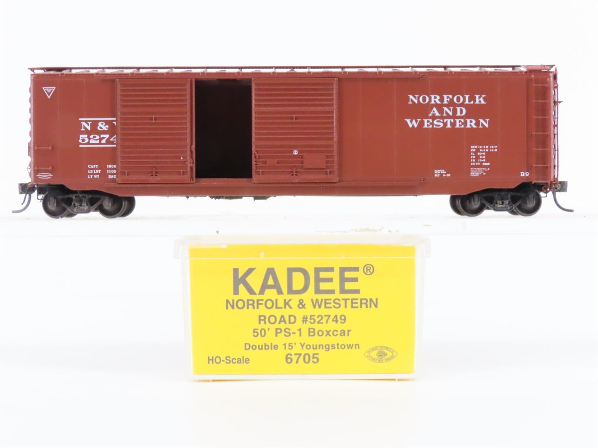 HO Scale Kadee 6705 N&amp;W Norfolk &amp; Western 50&#39; Double Door Box Car #52749