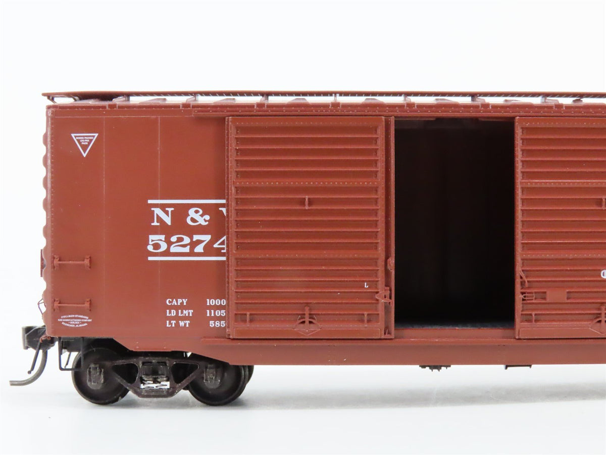 HO Scale Kadee 6705 N&amp;W Norfolk &amp; Western 50&#39; Double Door Box Car #52749